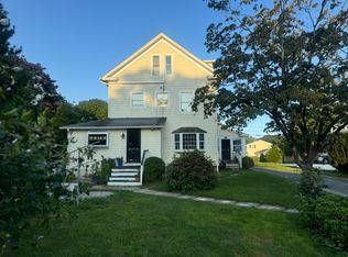 85 Commerce St, Clinton, CT 06413