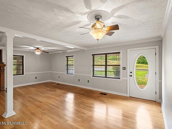 5th image of 2253 Cleary Rd