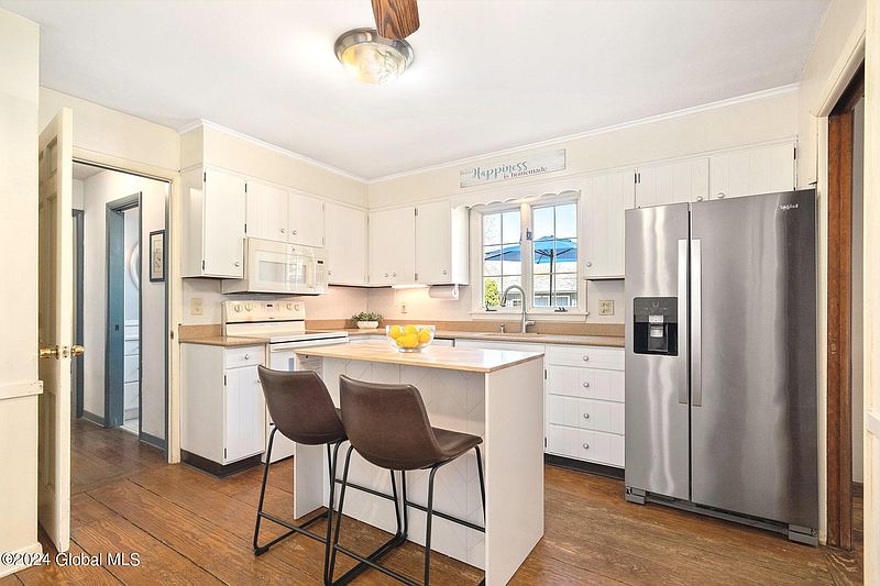 5th image of 43 Dumbarton Drive