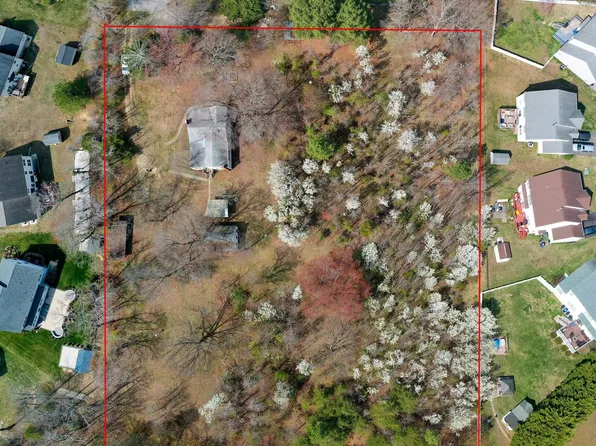 11130 Shady Pl, Waldorf, MD 20603