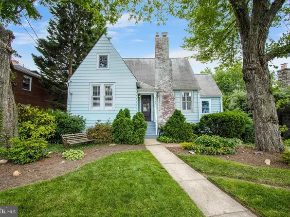 2408 3rd St N, Arlington, VA 22201