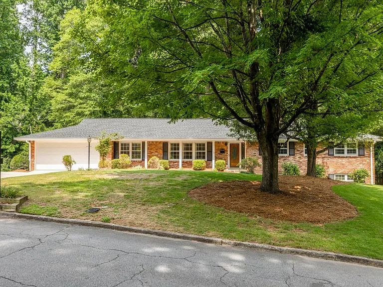 2646 Caladium Dr NE — Photo 39