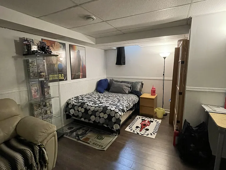 2140 Clipper Cres — Photo 17