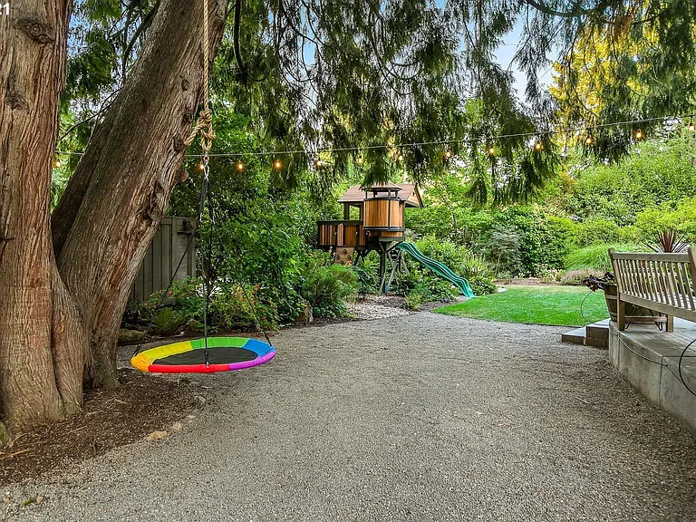 3155 Upper Dr — Photo 29