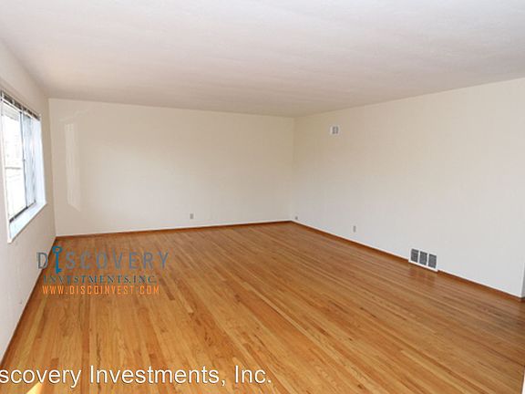 2nd image of 296 Lenox Ave