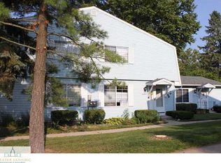 3926 Hunters Ridge Dr APT 1, Lansing, MI 48911