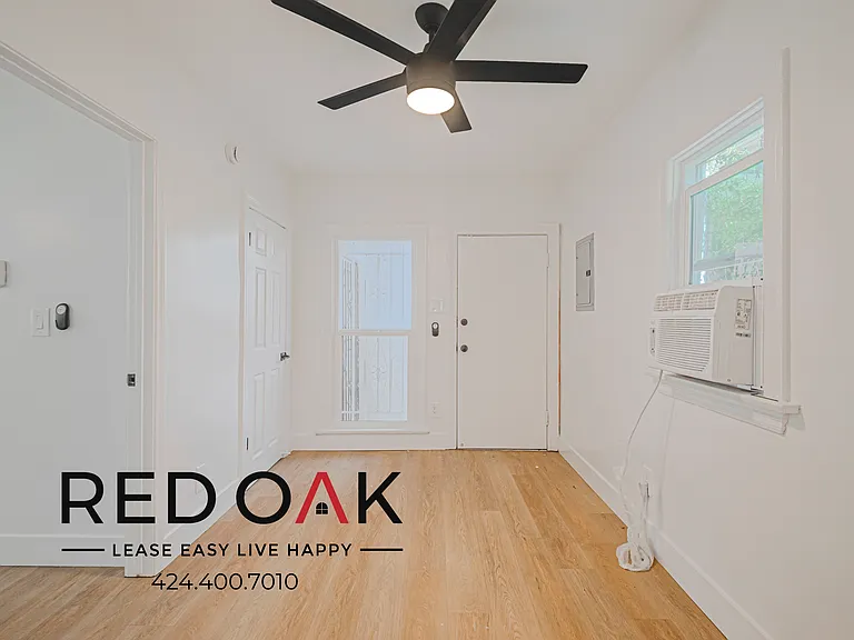 1267 1/2 N Normandie Ave #1267-1/2 — Photo 8
