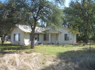 22798 Walts Ln, Anderson, CA 96007