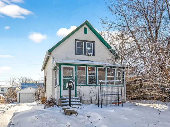 274 Wyoming St E, Saint Paul, MN 55107
