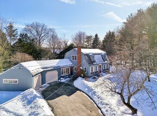 82 Old Bolton Rd, Stow, MA 01775