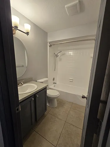1204 W Reynolds St #208 Photo 1