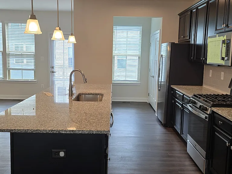 6125 Aster View Ln — Photo 7