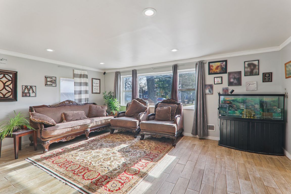 next background image