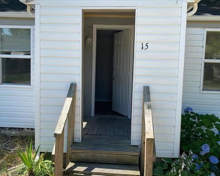 15 Haughton Ave — Photo 4