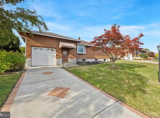 1704 Walter Dr, Wilmington, DE 19810