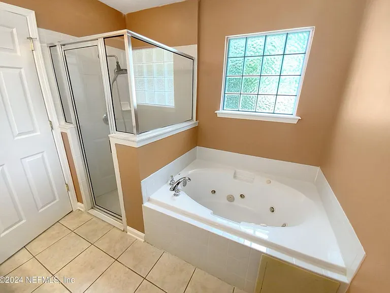 3851 Pebble Brooke Cir — Photo 8