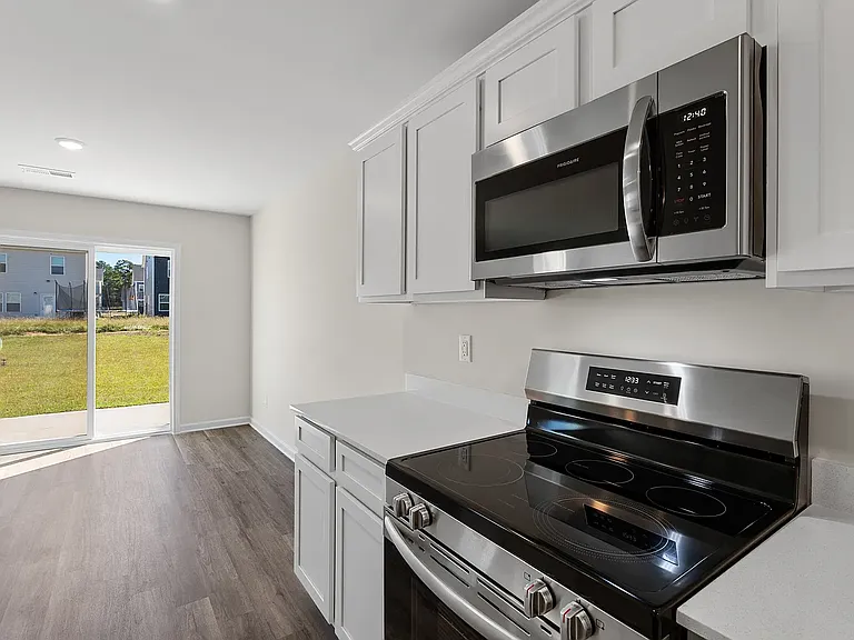 552 Corkscrew Ln — Photo 13