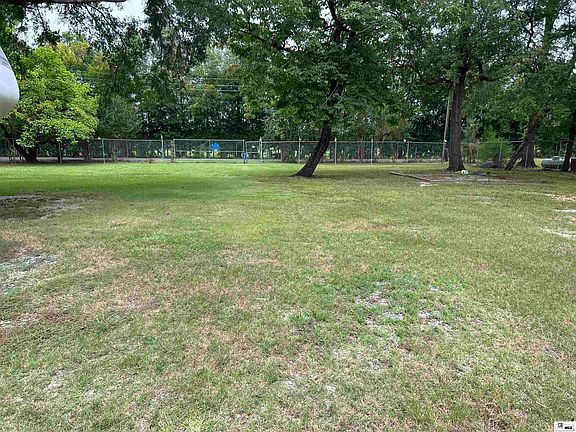 5th image of 752 Puckett Bend Rd