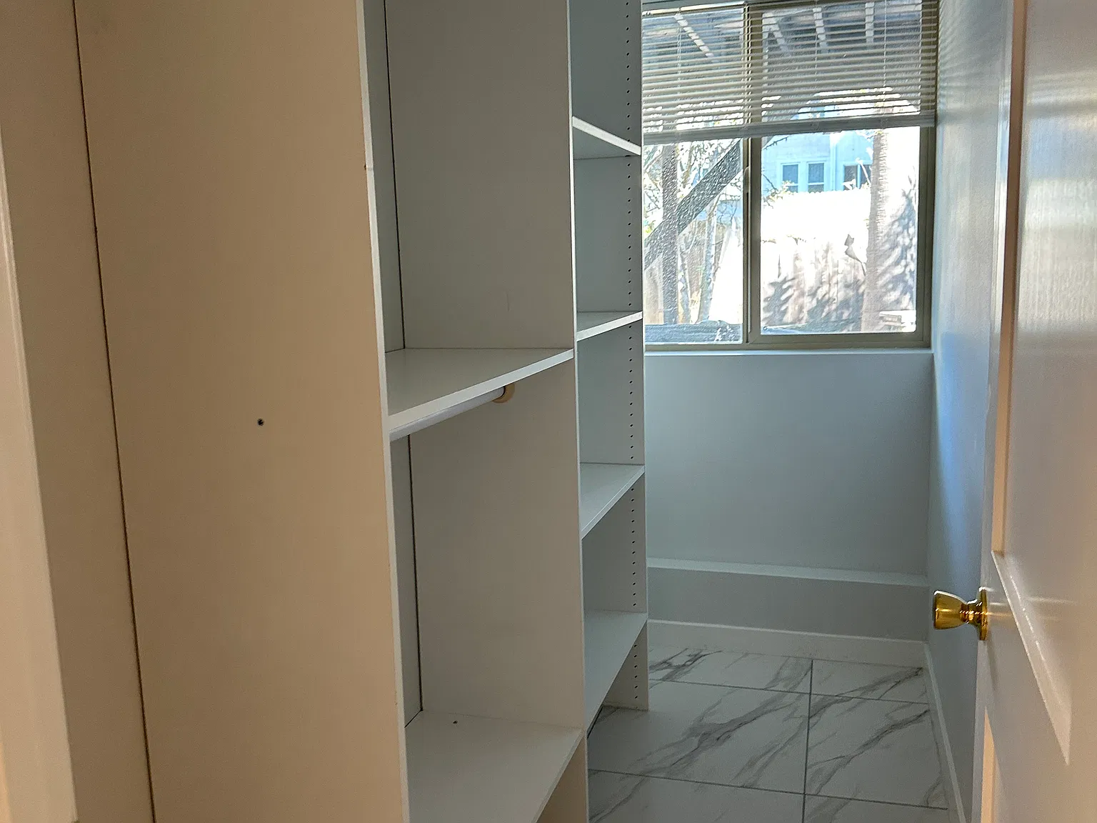 2 bed, 1100 sqft, $4,000 — Photo 4