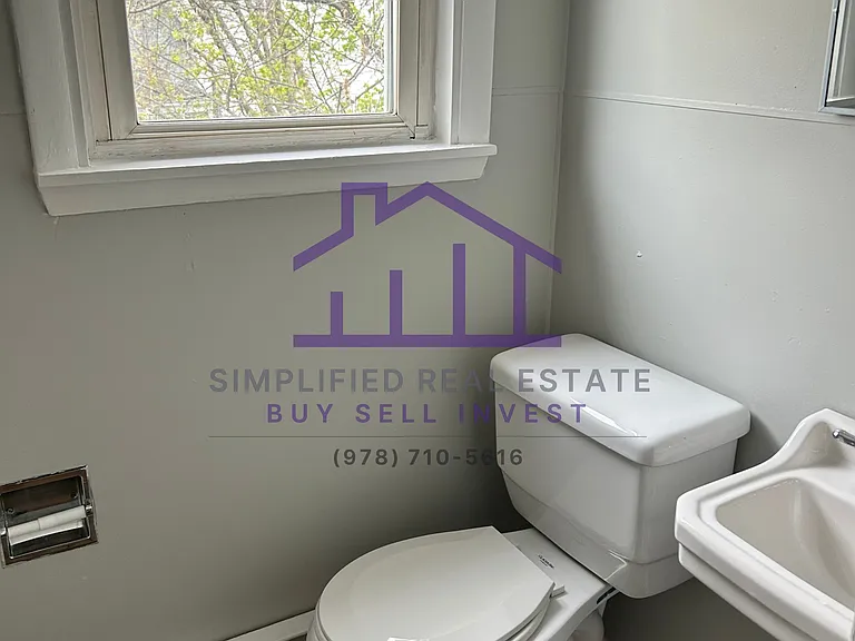156 Holland St #5 — Photo 6