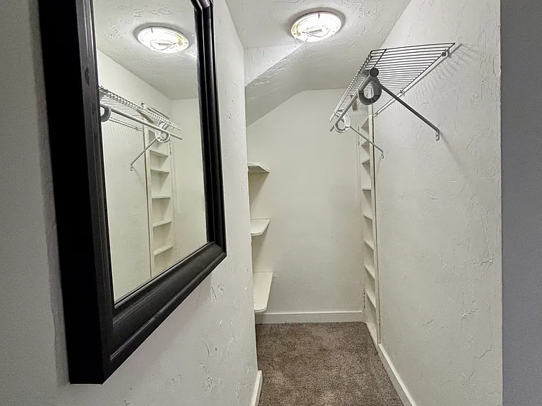 Walk-in closet