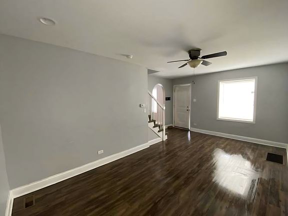 3rd image of 9842 S Calhoun Ave