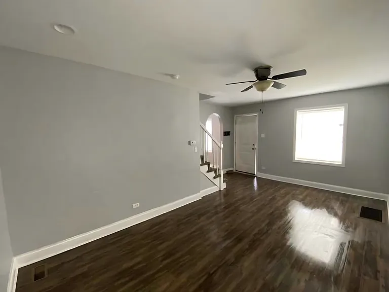 9842 S Calhoun Ave — Photo 3
