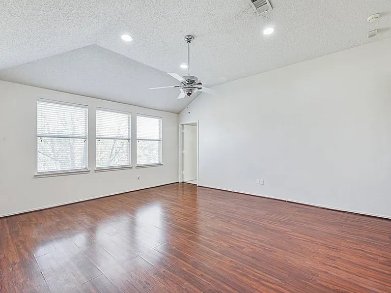 3720 Bandera Ranch Rd — Photo 13
