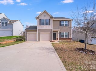 105 Abel Peterson Dr, Mount Holly, NC 28120