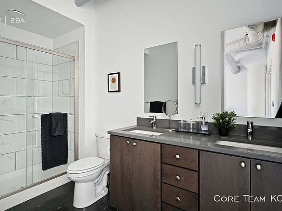 4th image of 3837 Main St #201