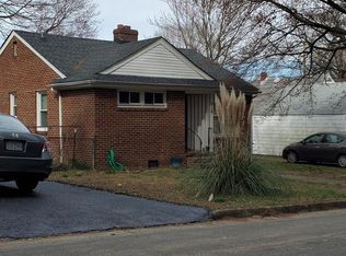 916 Hardy Ave, Colonial Heights, VA 23834