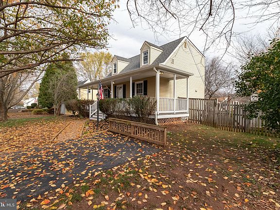 2nd image of 13587 Princedale Dr