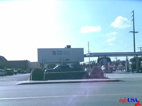 1st image of 890 N Batavia St