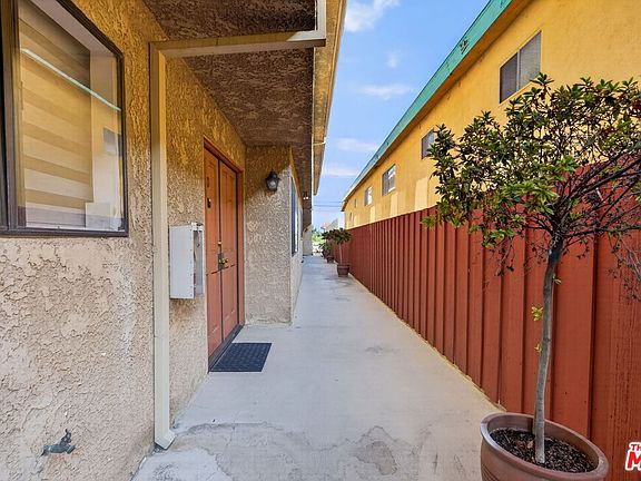 3rd image of 552 E Palm Ave APT C