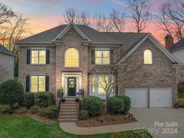 11503 Sir Francis Drake Dr, Charlotte, NC 28277