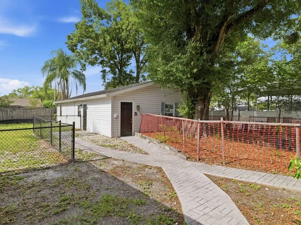 15509 Casey Rd #B, Tampa, FL 33624