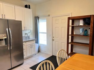 1827 Gardenia Ave #B-4, Long Beach, CA 90806