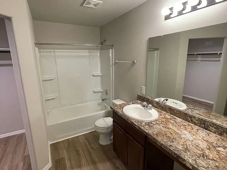 731 Long Cedar Dr — Photo 15