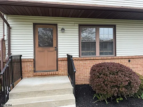 269 Riva Dr Photo 1