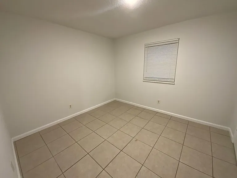211 Snead Dr — Photo 14