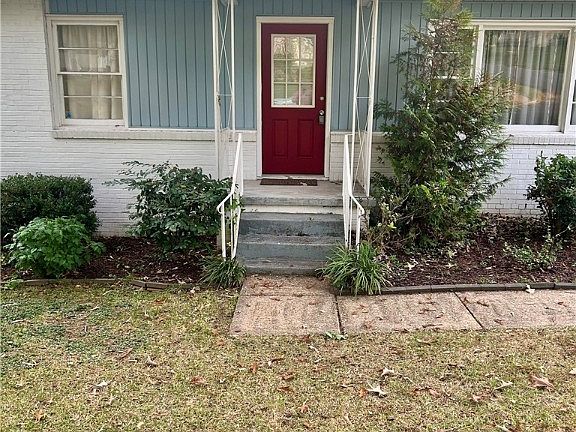 2nd image of 1623 56th Ave E