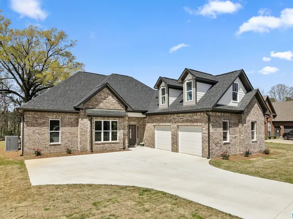 106 Heritage Trace Pkwy, Montevallo, AL 35115