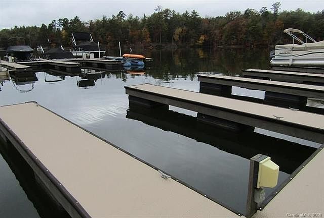 2nd image of 1550 Braxton Gate Dr