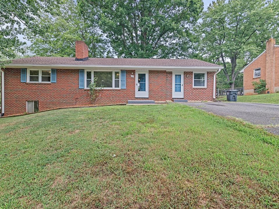 1st image of 1214 W Hill Dr