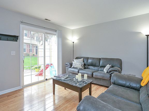 5th image of 1517 Laurel Oaks Dr #0