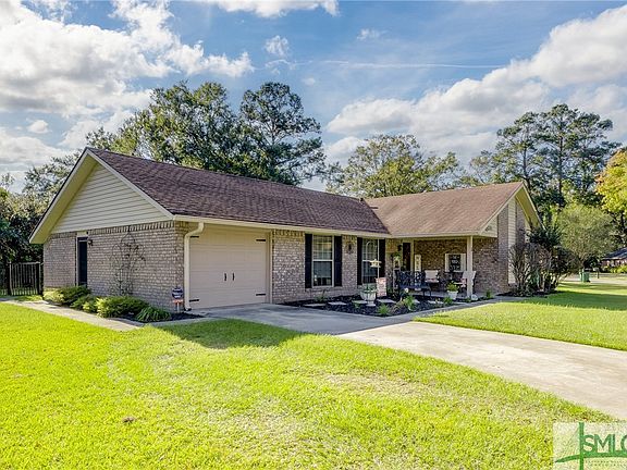 2nd image of 3 Briarwood Drive