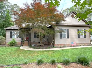 105 Perry Ln, Zebulon, NC 27597