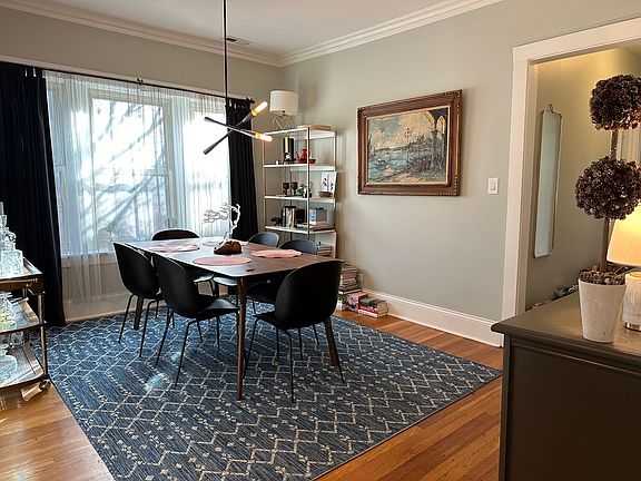 3rd image of 210 S Lombard Ave #B
