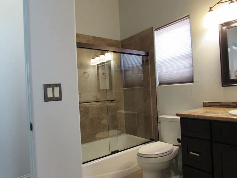 2096 Two Wood Dr — Photo 21