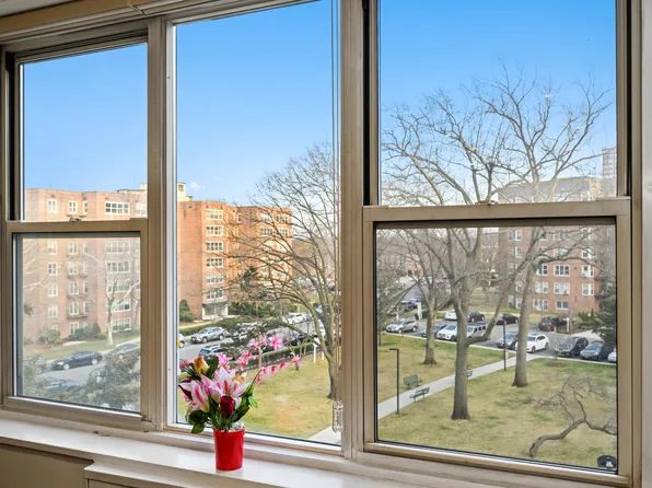 18-40 211th Street image 1 of 13